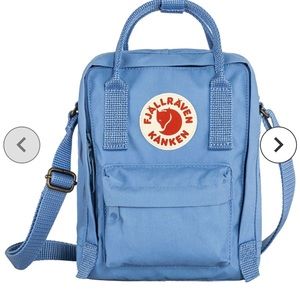 FJALLRAVEN SLING BAG